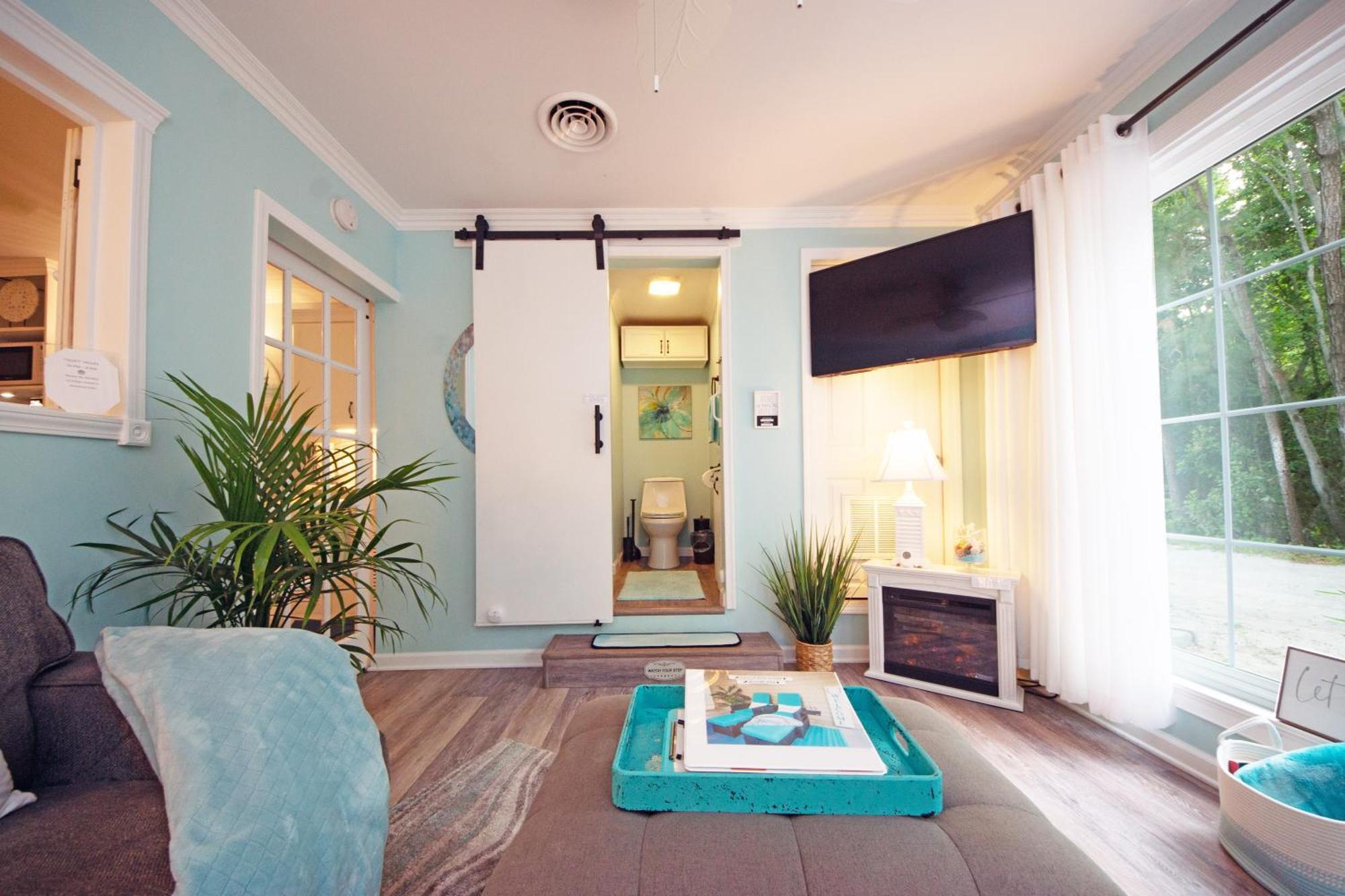 Flip Flop Suite Retreat Emerald Isle Exterior photo